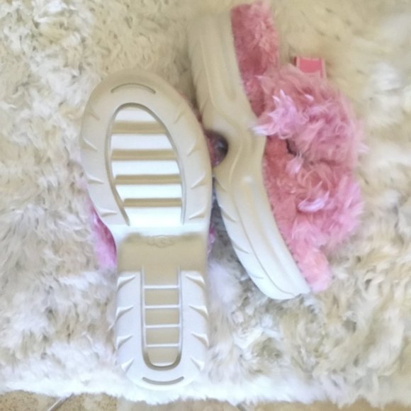 NEW UGG Disco Cross Platform Slide Slipper | Mercari UGG Disco Platform slides size 12 New